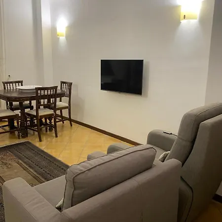 Dimoradora Apartman *